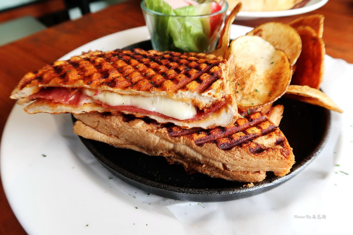 IMG_0165_調整大小 (2) IMG_0165_調整大小 (2)