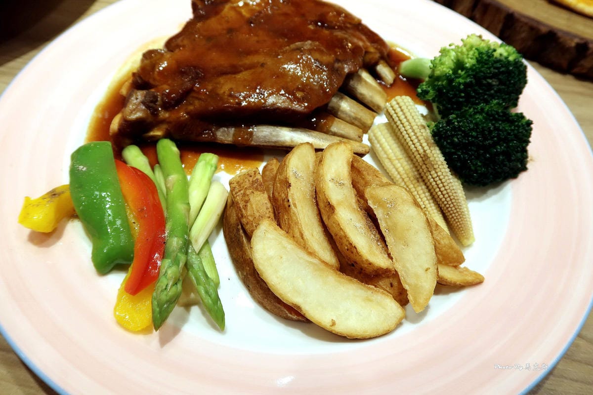 IMG_2258_調整大小 (2) IMG_2258_調整大小 (2)