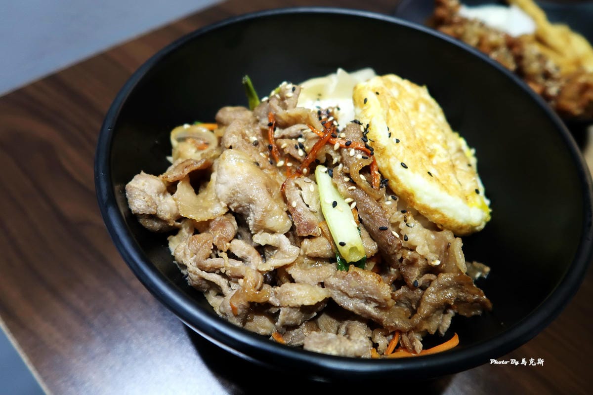 IMG_5570_調整大小 (2) IMG_5570_調整大小 (2)