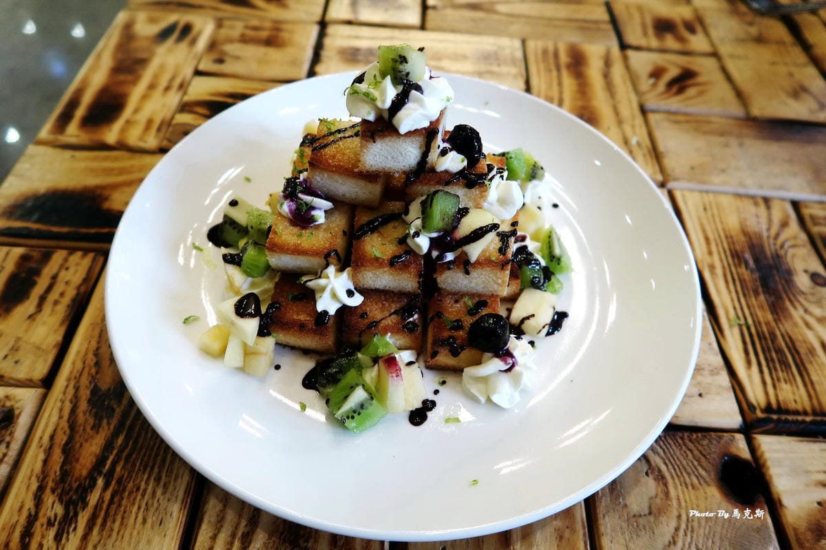 IMG_4585_調整大小 (3) IMG_4585_調整大小 (3)