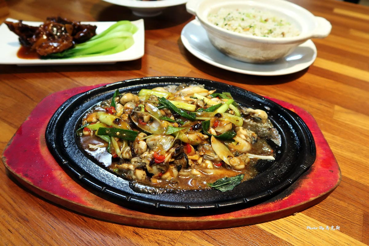 鐵板鮮蚵下飯推薦 台中熱炒推薦-餐點介紹
