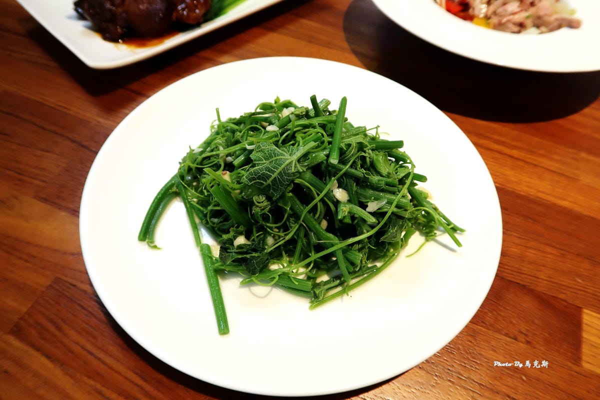 蒜爆龍鬚菜口感清脆滑嫩 台中熱炒推薦-餐點介紹