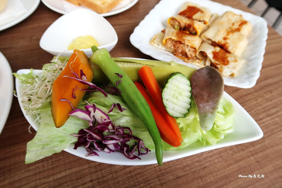 IMG_7973_調整大小 (2) IMG_7973_調整大小 (2)