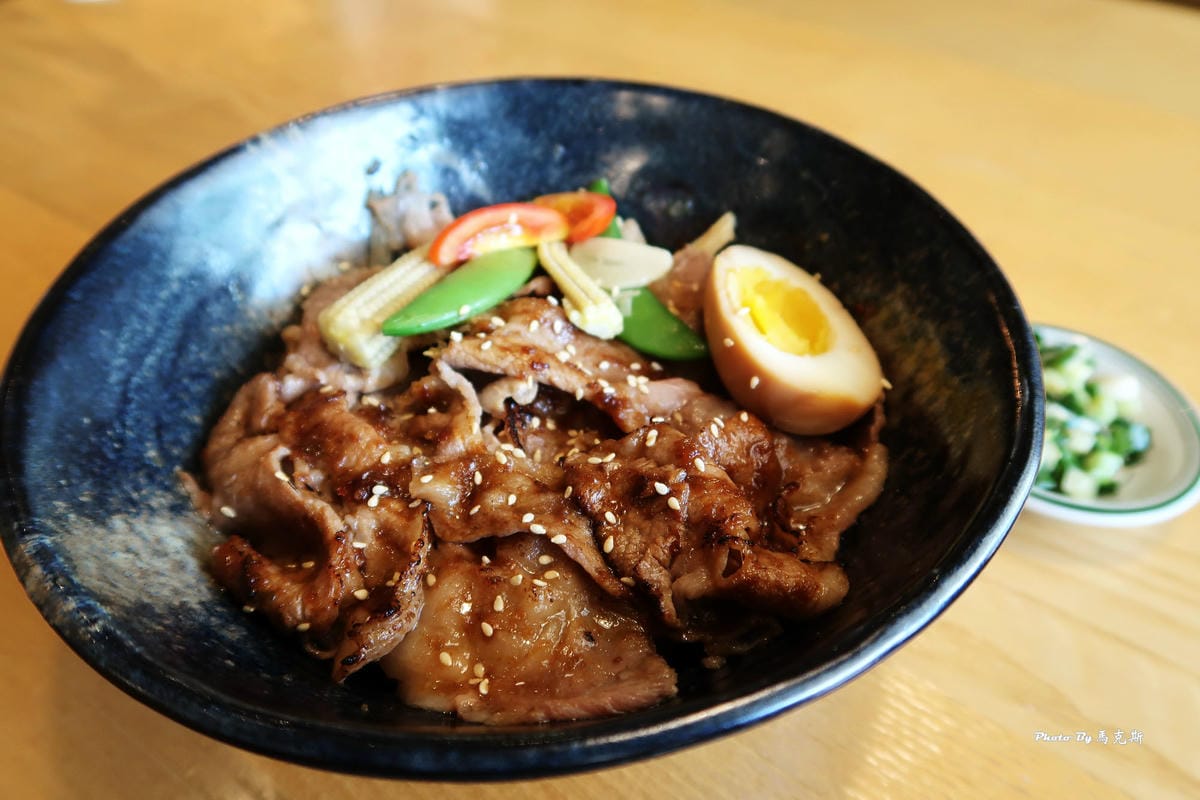 IMG_0042_調整大小 (2) IMG_0042_調整大小 (2)