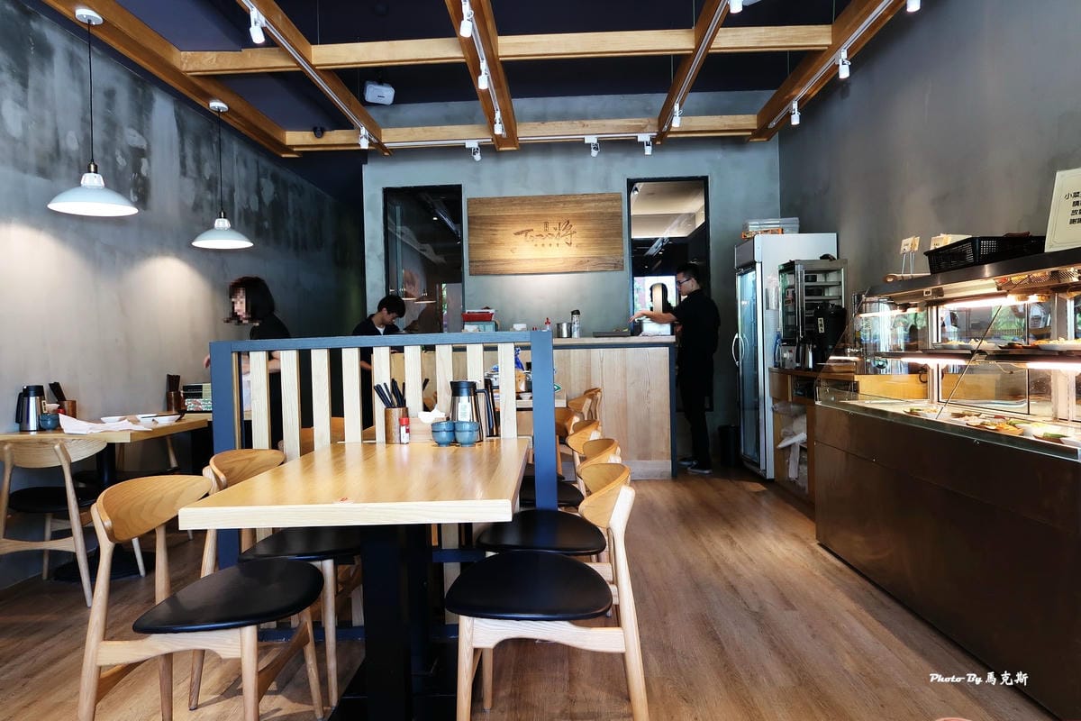 IMG_0015_調整大小 (2) IMG_0015_調整大小 (2)