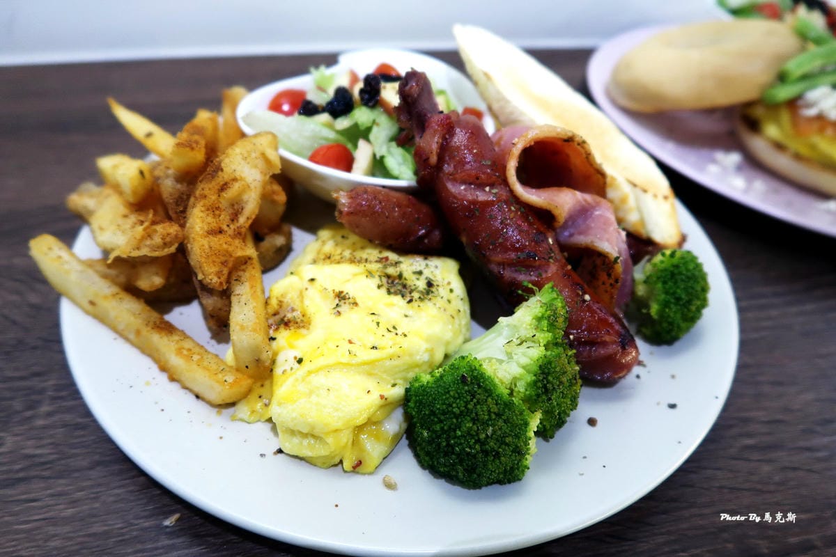 IMG_1280_調整大小 (2) IMG_1280_調整大小 (2)