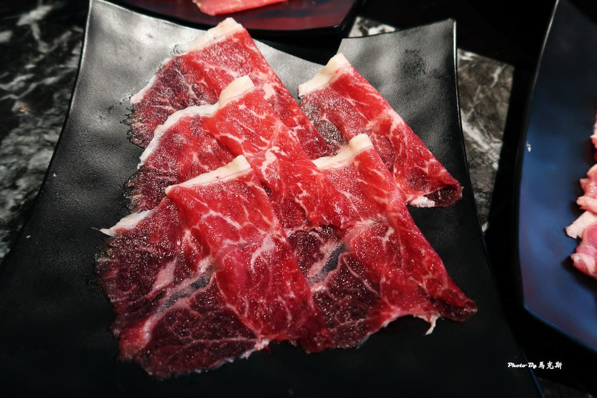 IMG_4383嫩肩_調整大小 IMG_4383嫩肩_調整大小