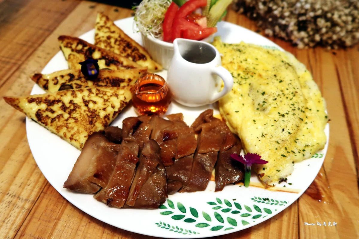 IMG_4567_調整大小 (2) IMG_4567_調整大小 (2)