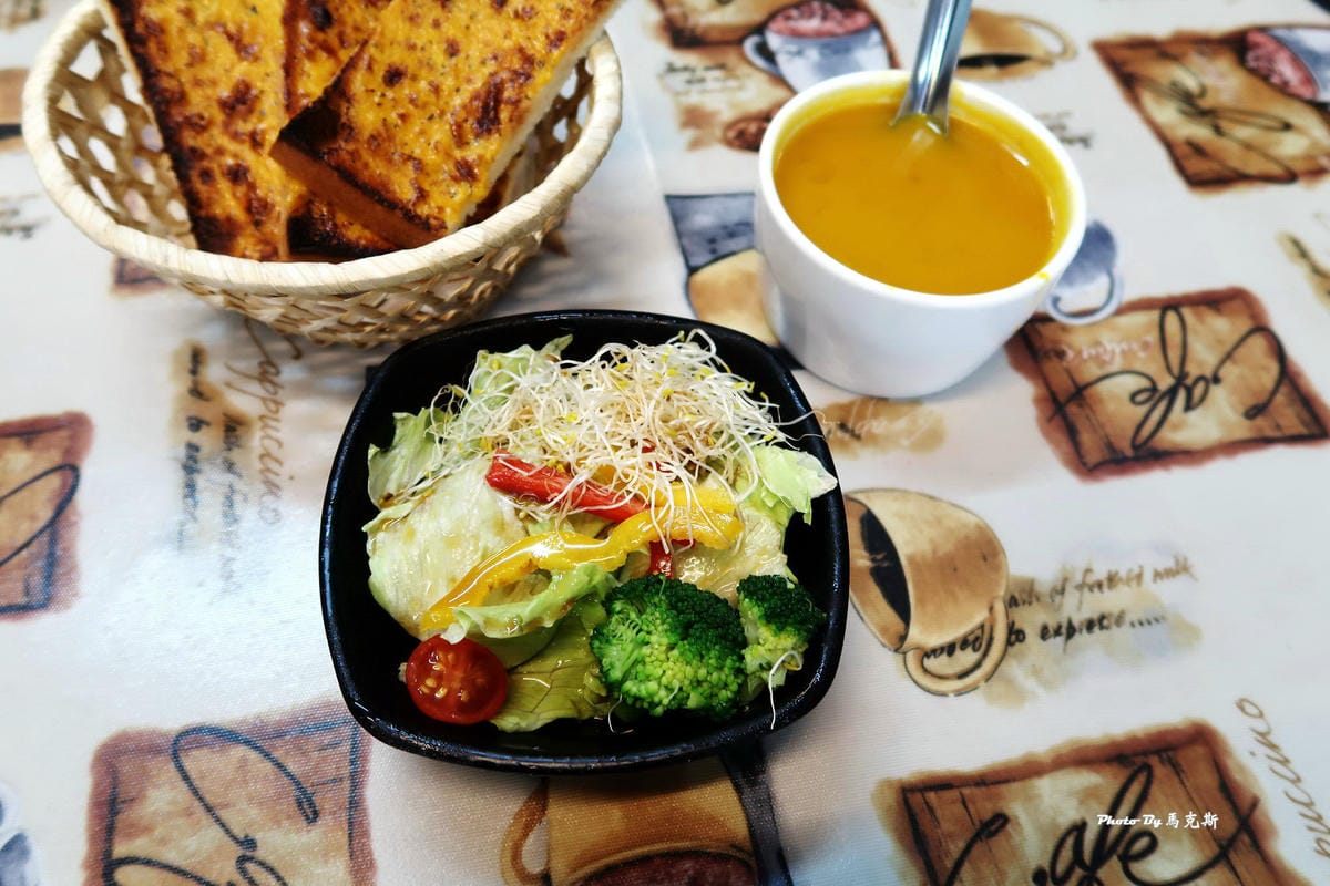 IMG_7533_調整大小 (3) IMG_7533_調整大小 (3)