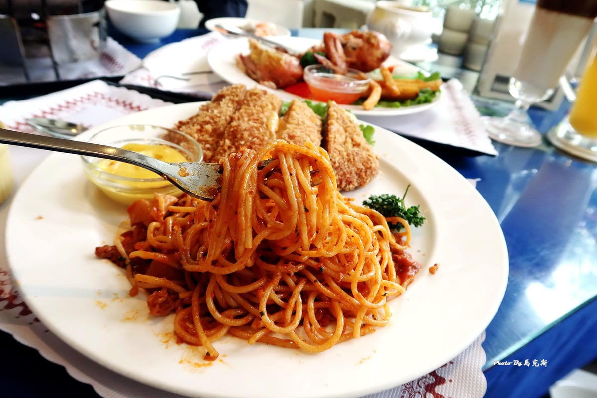 IMG_9373_調整大小 (2) IMG_9373_調整大小 (2)