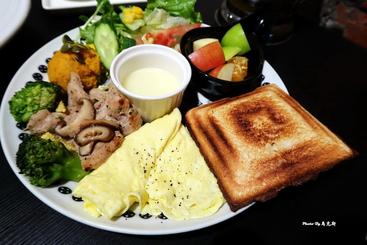 IMG_6077_調整大小 (2) IMG_6077_調整大小 (2)