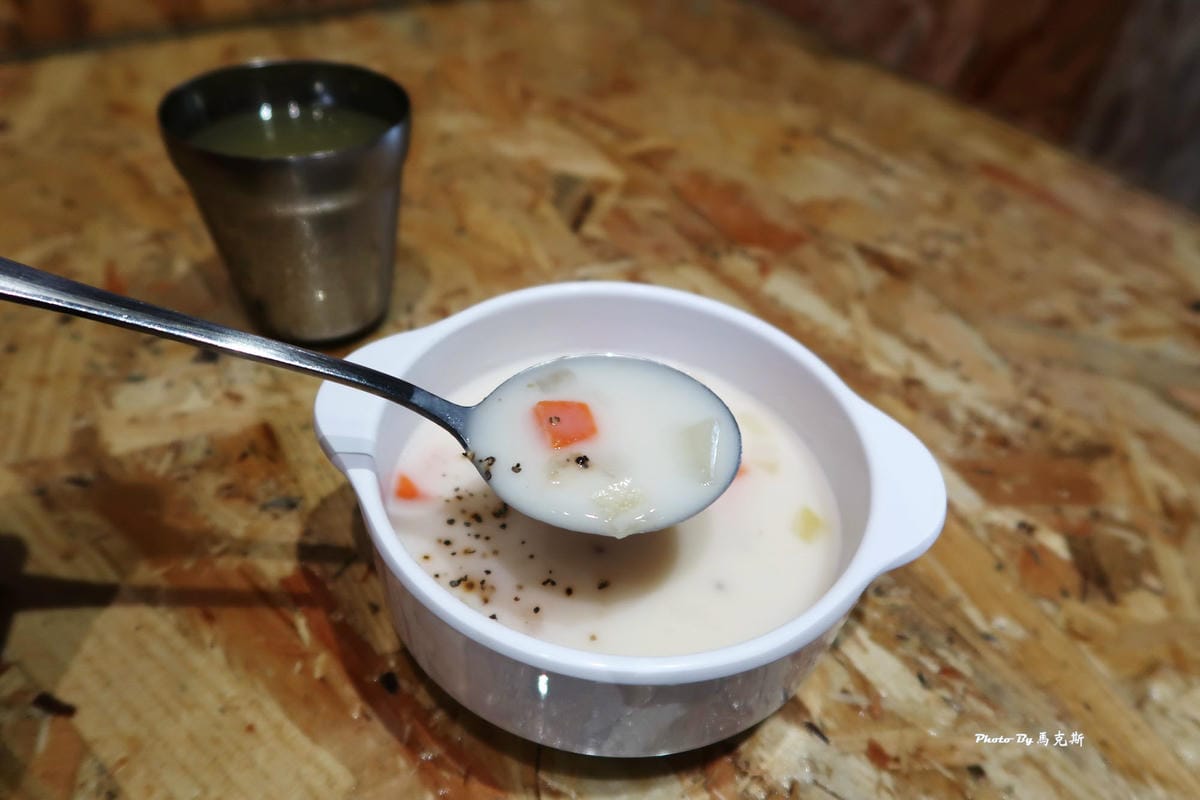 IMG_7547_調整大小 (2) IMG_7547_調整大小 (2)