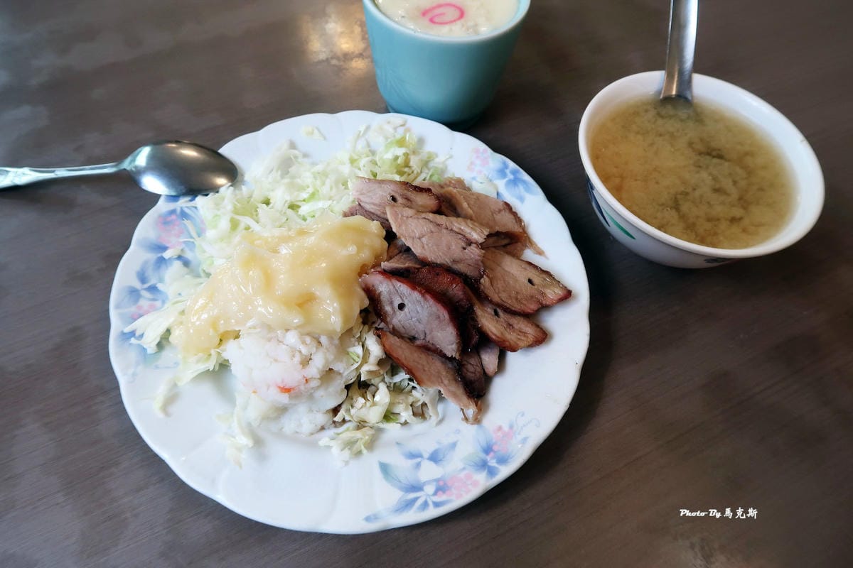 IMG_7385_調整大小 (2) IMG_7385_調整大小 (2)