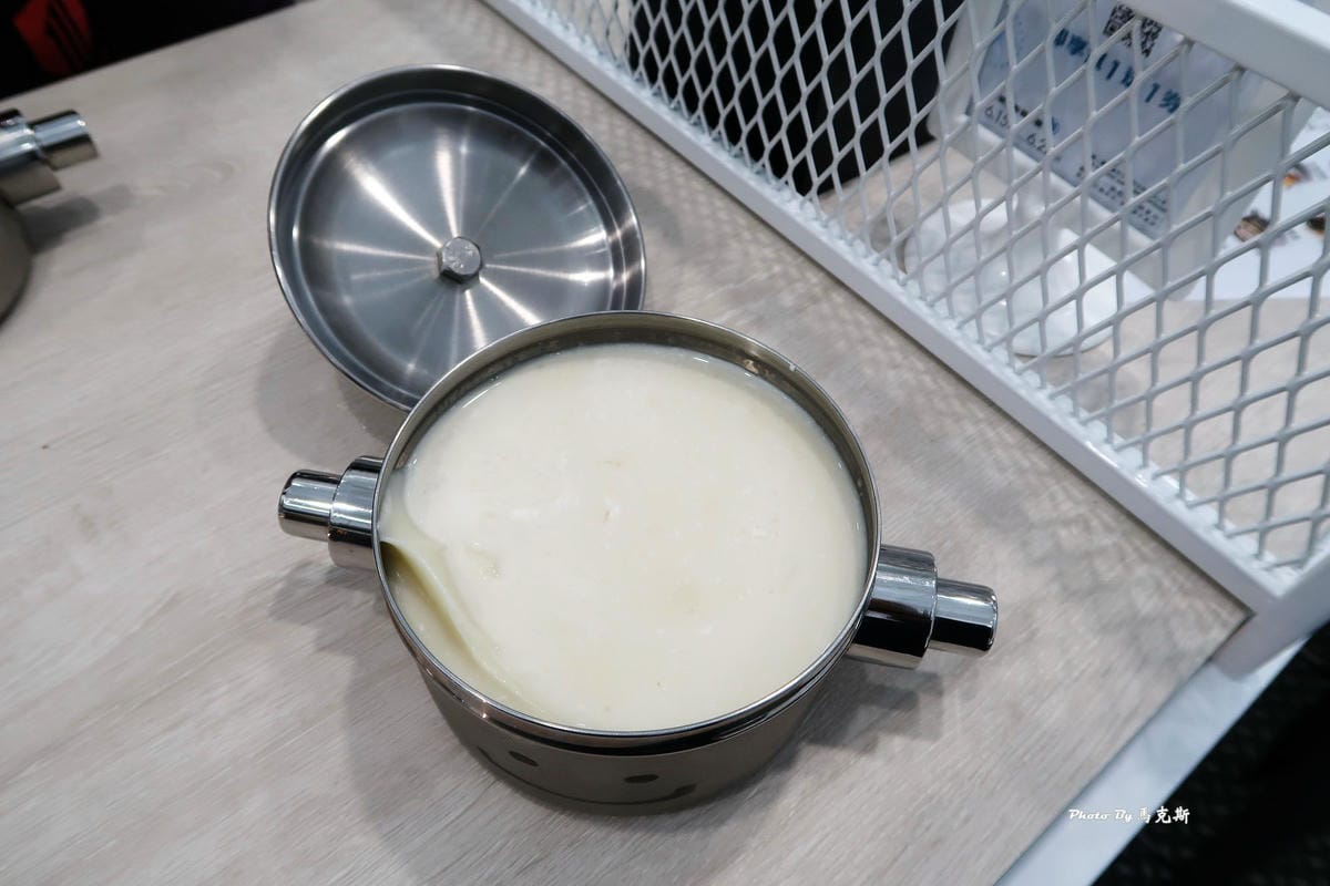 IMG_7560_調整大小 (2) IMG_7560_調整大小 (2)