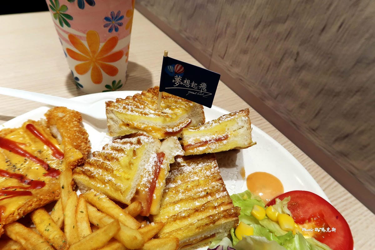 IMG_8403_調整大小 (2) IMG_8403_調整大小 (2)