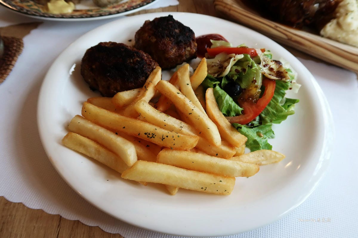 IMG_3890_調整大小 (2) IMG_3890_調整大小 (2)