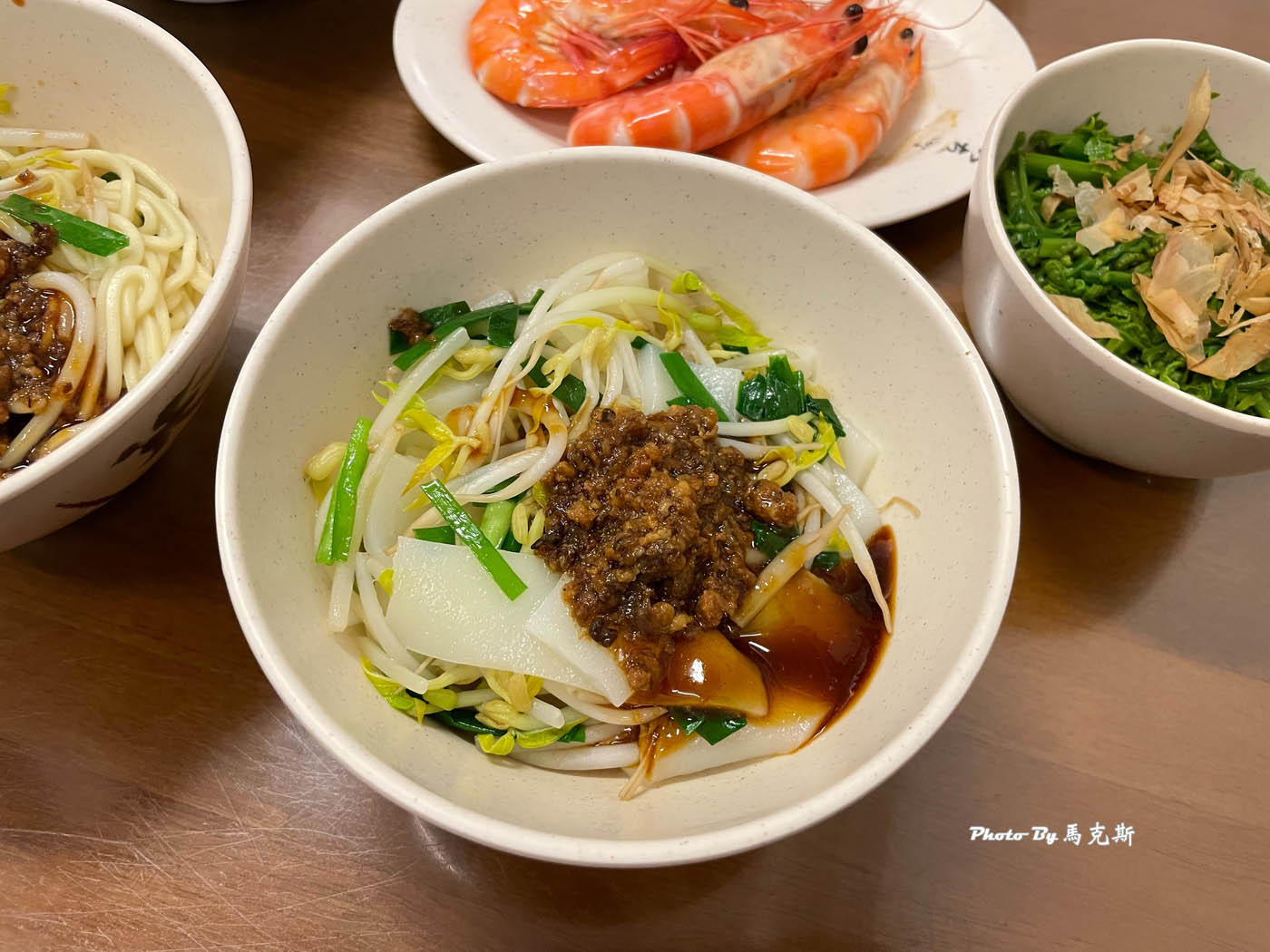 【南投市美食推薦】彬台南擔仔麵|在地隱藏版的平價美味 還有賣生魚片 晚餐宵夜選擇好去處|外帶|藍田書院|南投菜市場|(2026年更新菜單) - 第9張圖 【南投市美食推薦】彬台南擔仔麵|在地隱藏版的平價美味 還有賣生魚片 晚餐宵夜選擇好去處|外帶|藍田書院|南投菜市場|(2026年更新菜單)