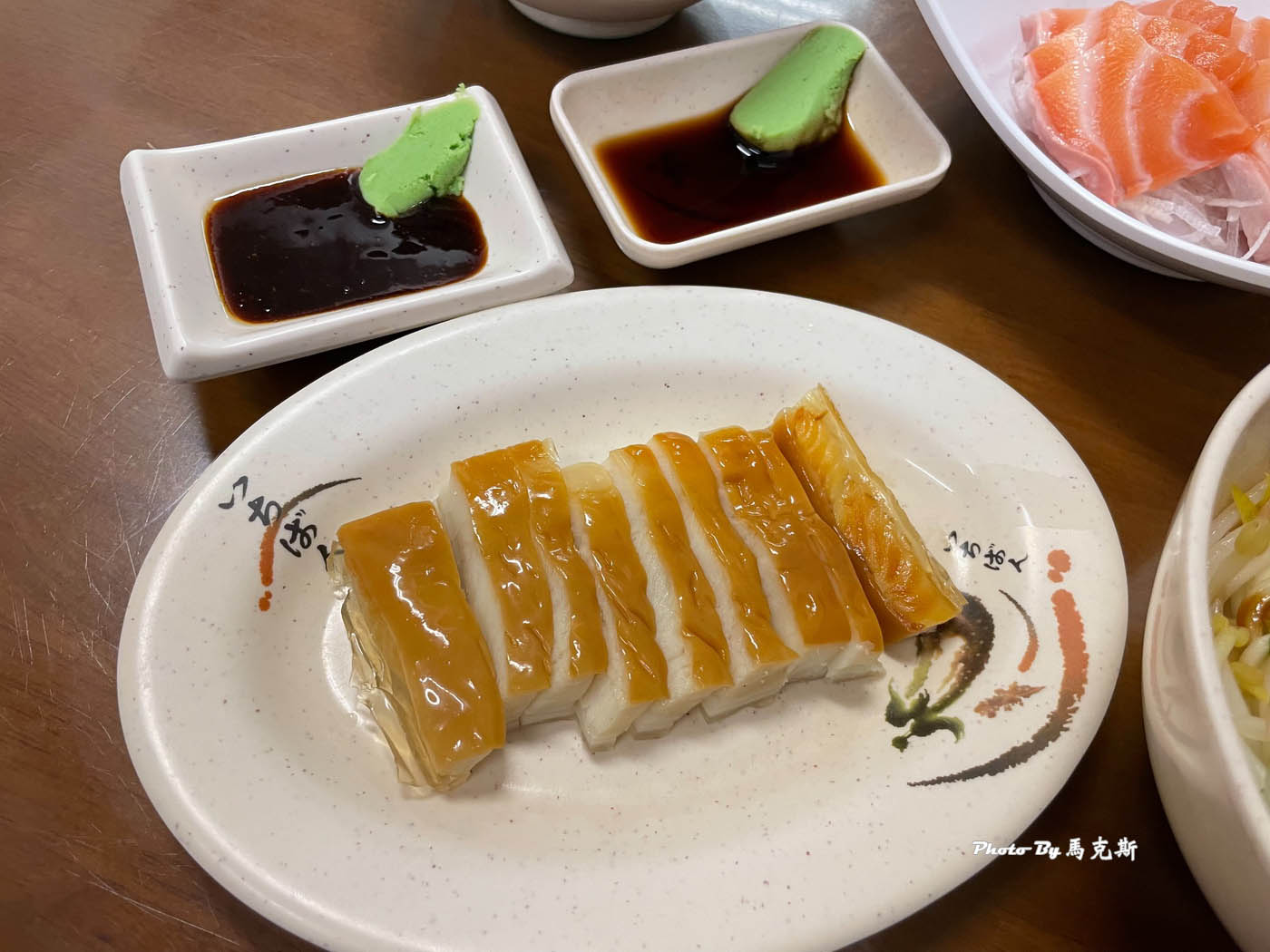 【南投市美食推薦】彬台南擔仔麵|在地隱藏版的平價美味 還有賣生魚片 晚餐宵夜選擇好去處|外帶|藍田書院|南投菜市場|(2026年更新菜單) - 第14張圖 【南投市美食推薦】彬台南擔仔麵|在地隱藏版的平價美味 還有賣生魚片 晚餐宵夜選擇好去處|外帶|藍田書院|南投菜市場|(2026年更新菜單)