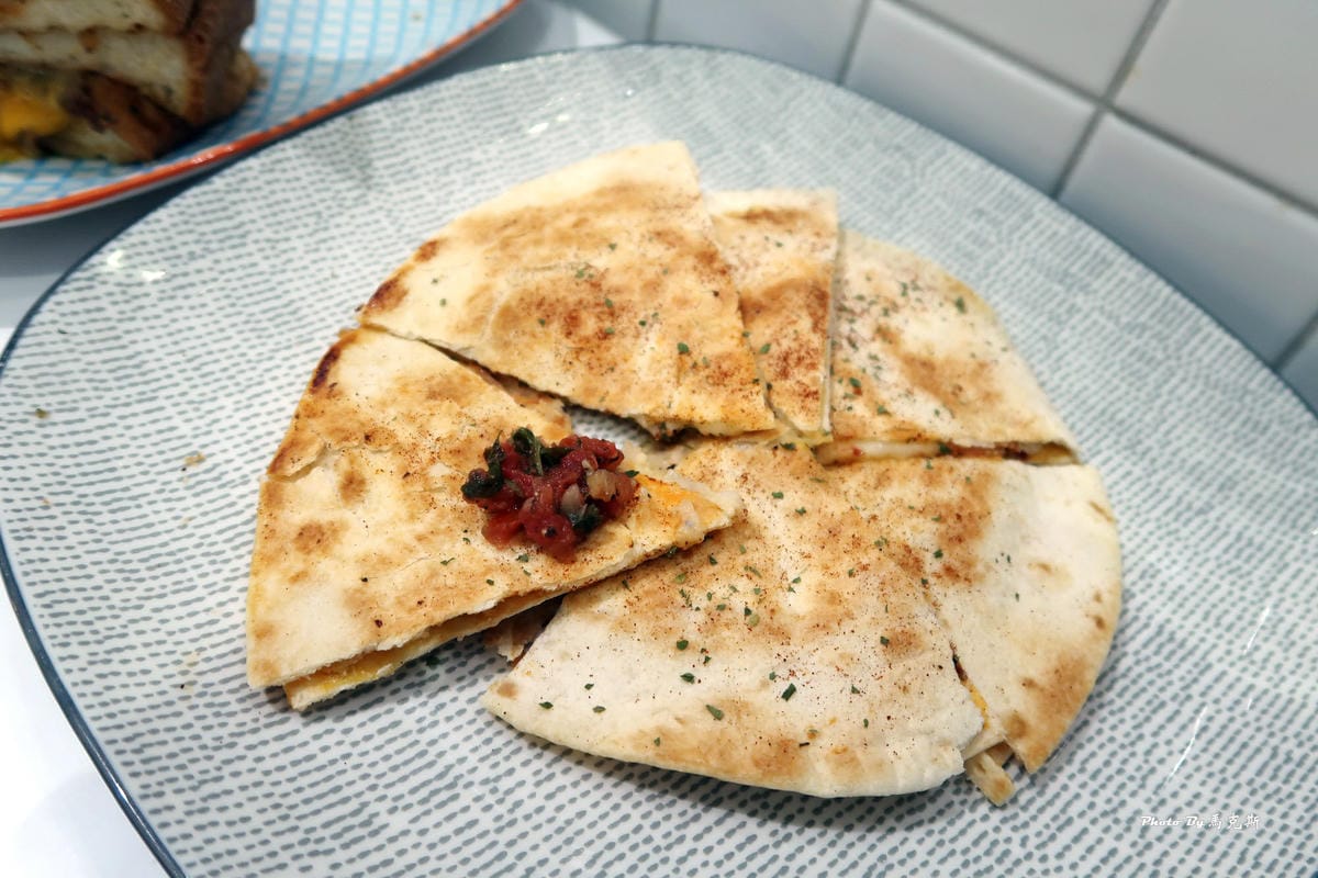 IMG_9280_調整大小 (2) IMG_9280_調整大小 (2)