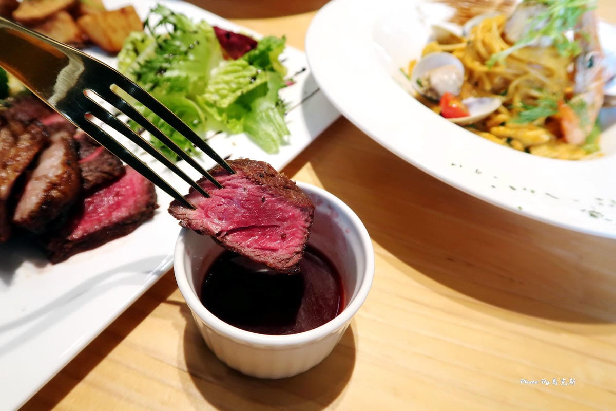 IMG_0373_調整大小 (2) IMG_0373_調整大小 (2)