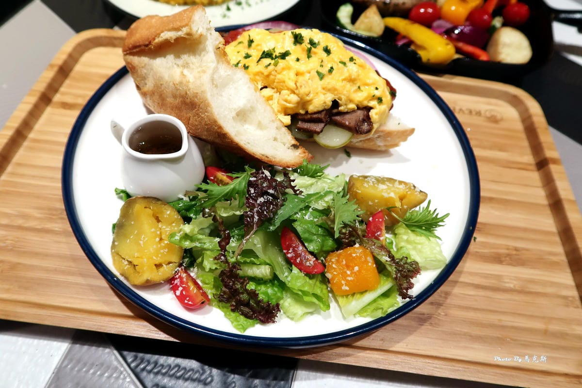 IMG_0643_調整大小 (2) IMG_0643_調整大小 (2)