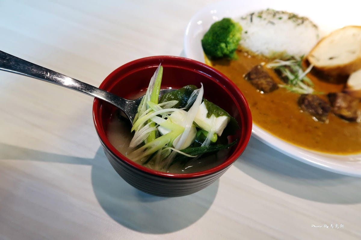 IMG_2957_調整大小 (2) IMG_2957_調整大小 (2)