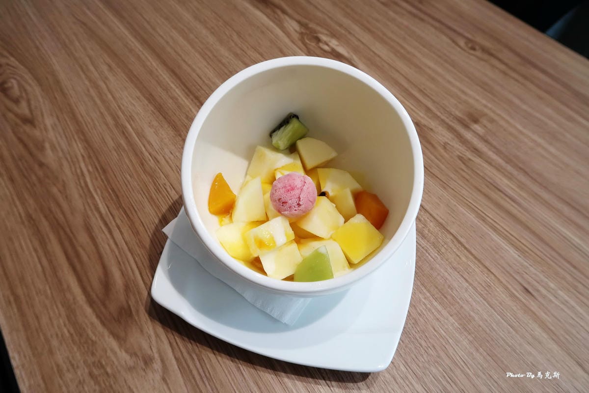 IMG_2545_調整大小 (2) IMG_2545_調整大小 (2)