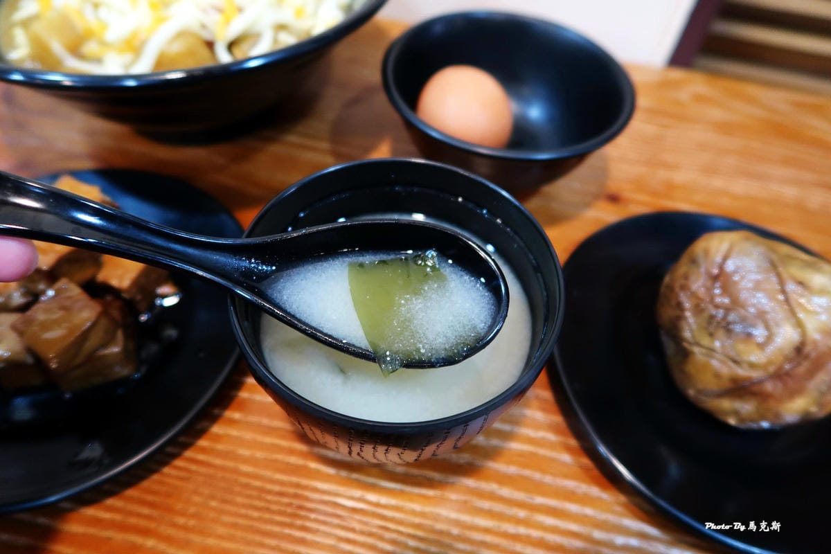 IMG_5405_調整大小 (2) IMG_5405_調整大小 (2)