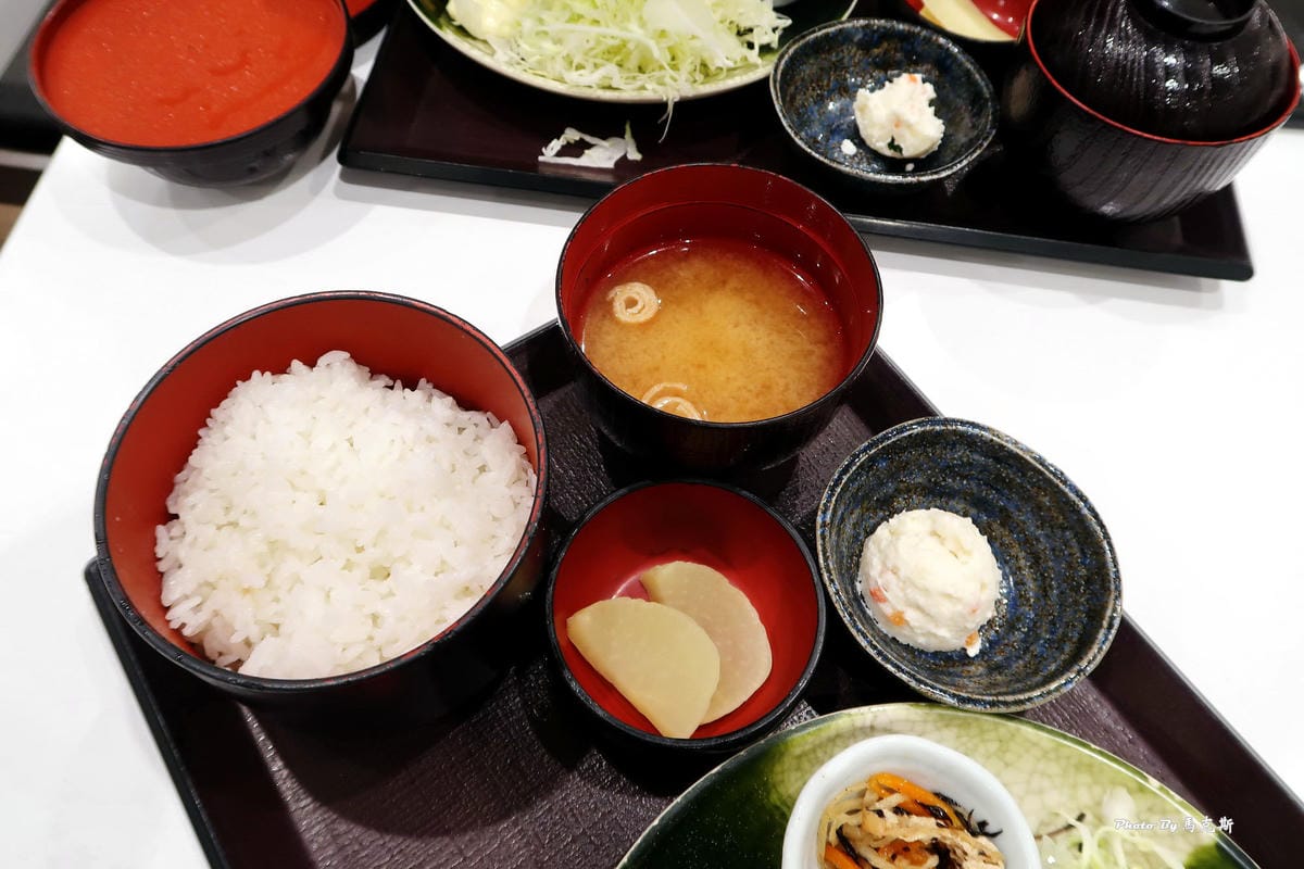 IMG_8547_調整大小 (2) IMG_8547_調整大小 (2)