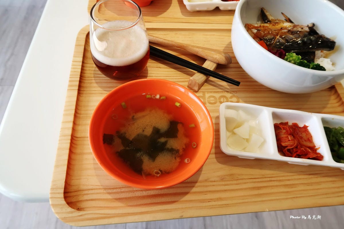 IMG_0270_調整大小 (2) IMG_0270_調整大小 (2)