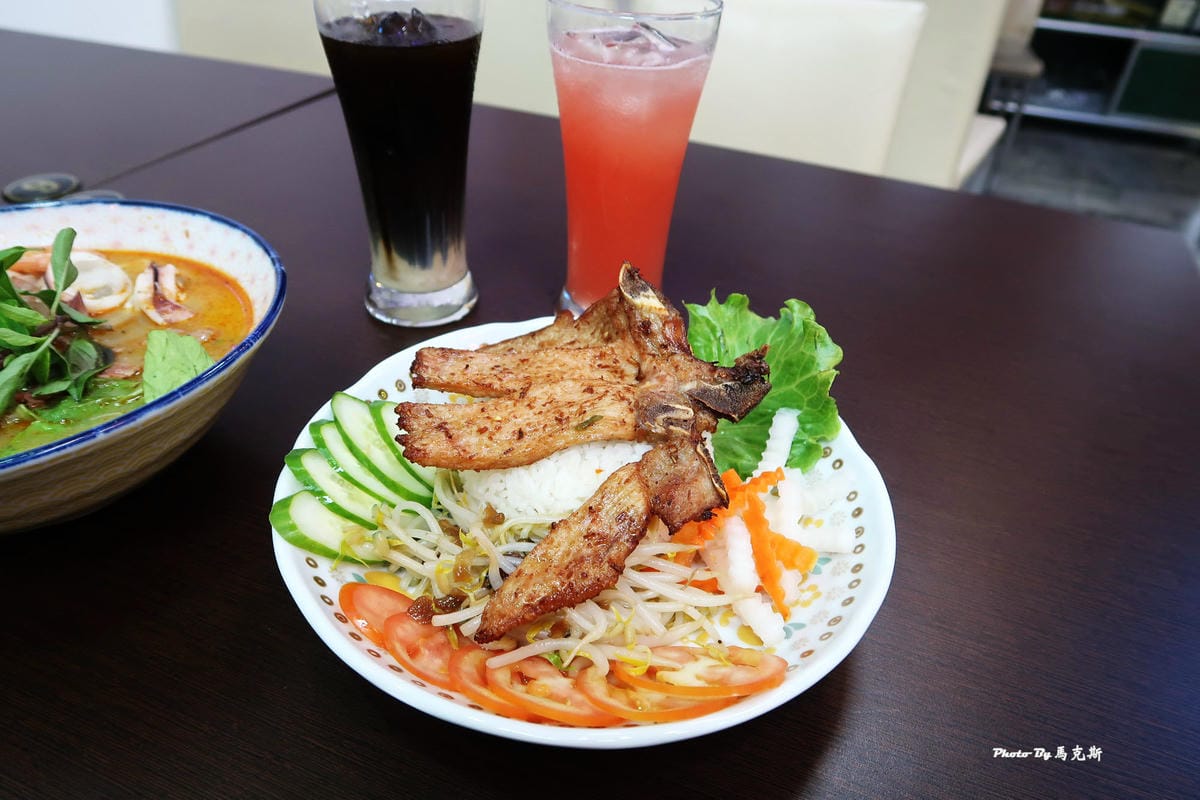 IMG_5869_調整大小 (2) IMG_5869_調整大小 (2)