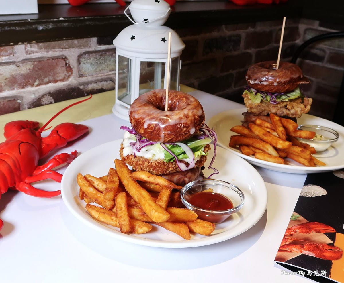 台中西區美食｜Fidèle妃黛美式海鮮餐廳。超浮誇霸氣手抓海