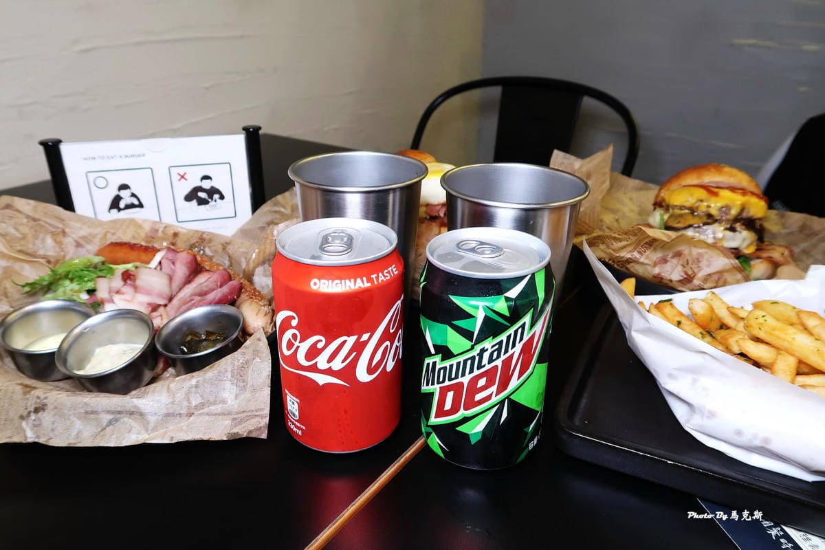 /tmp/phpSuAKQu /tmp/phpSuAKQu