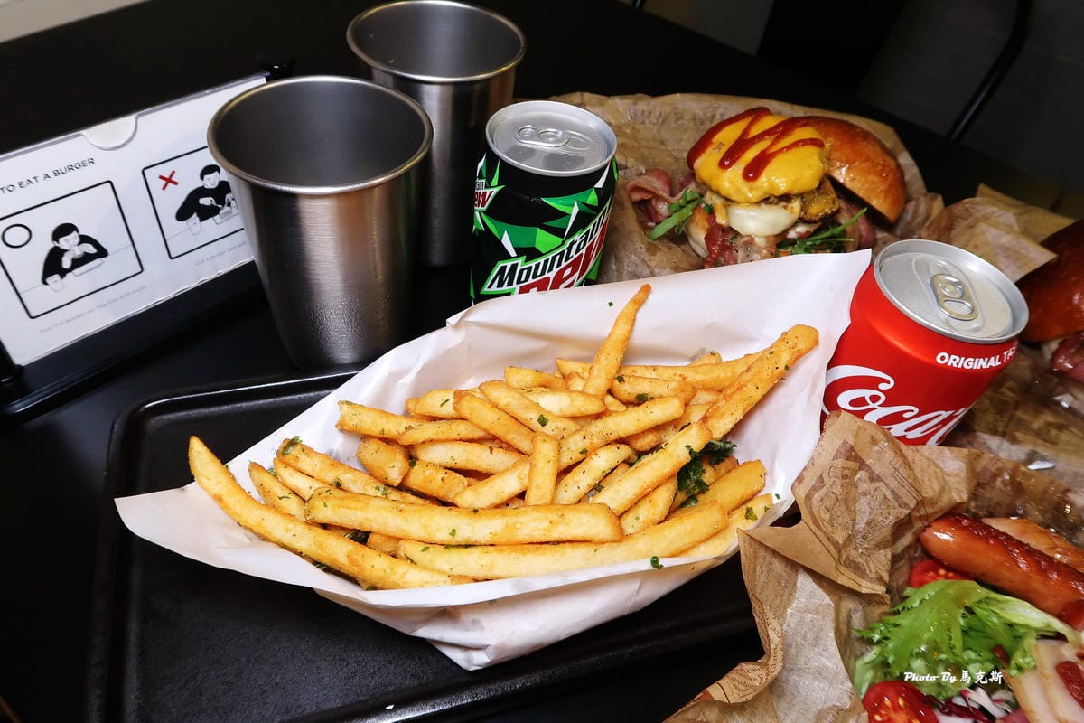 /tmp/phpxRptFk /tmp/phpxRptFk