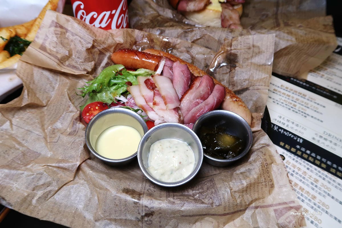 /tmp/phpzcBe7h /tmp/phpzcBe7h