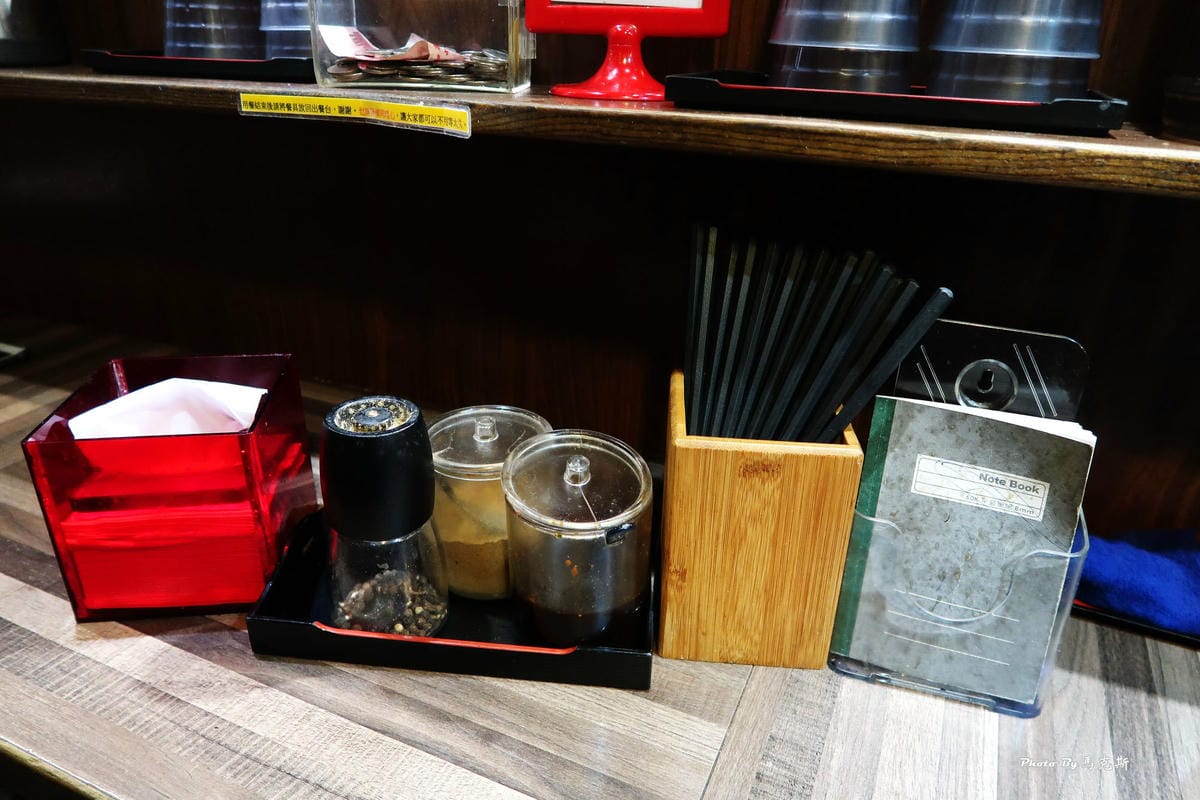 /tmp/phpXy24cS /tmp/phpXy24cS