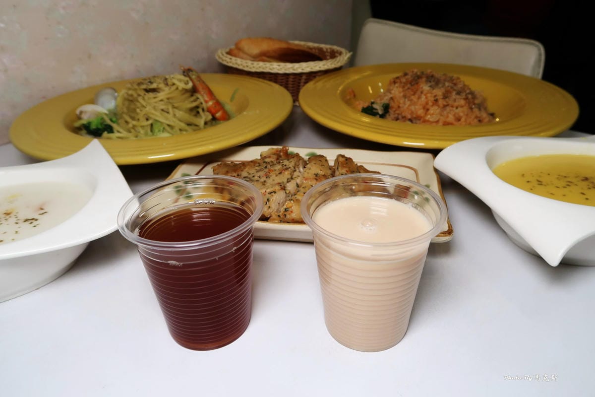 /tmp/phpuMAkYt /tmp/phpuMAkYt