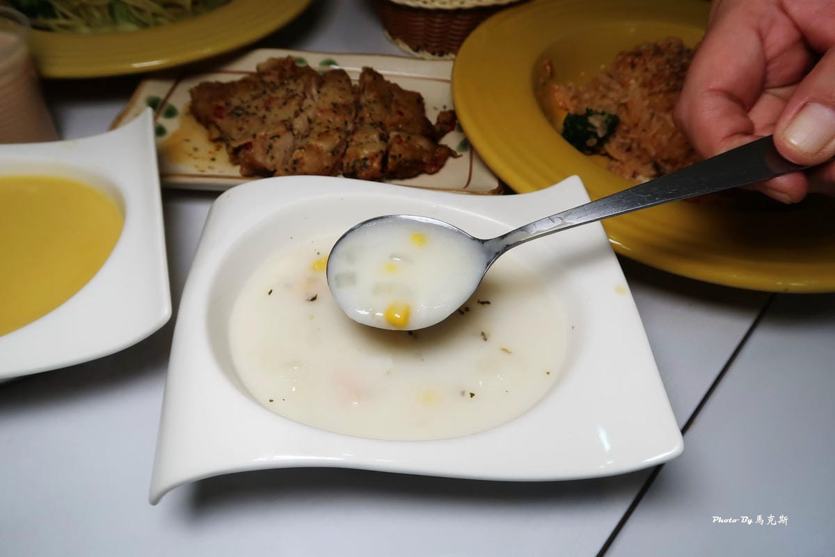 /tmp/phpt3ajZv /tmp/phpt3ajZv