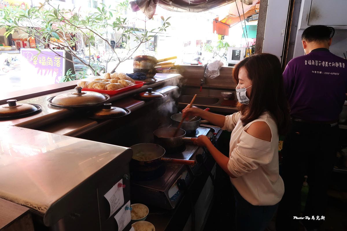 /tmp/phpshMY0X /tmp/phpshMY0X