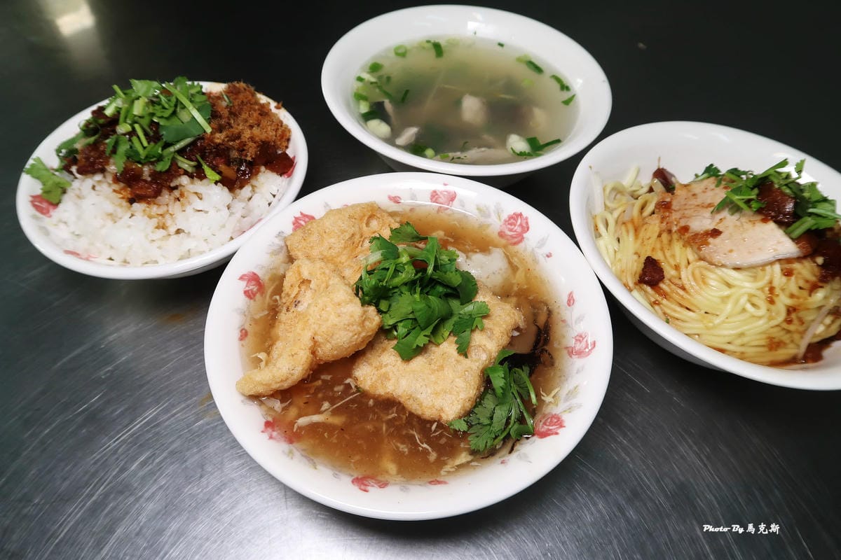 /tmp/php9C0gmE /tmp/php9C0gmE