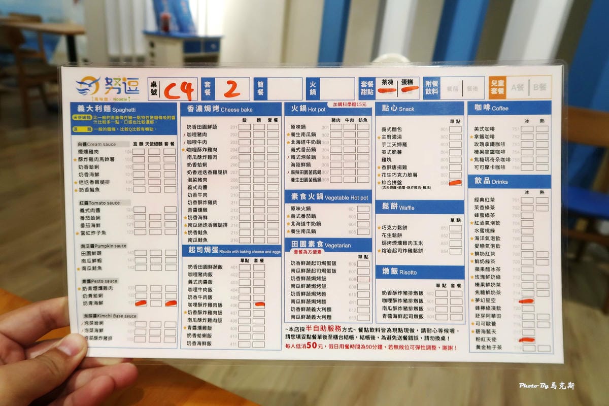 /tmp/phpQYvbx2 /tmp/phpQYvbx2