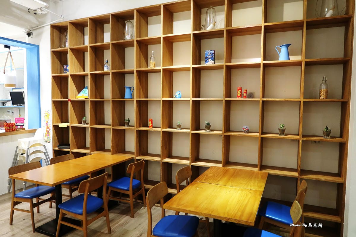 /tmp/phpuQIo7V /tmp/phpuQIo7V