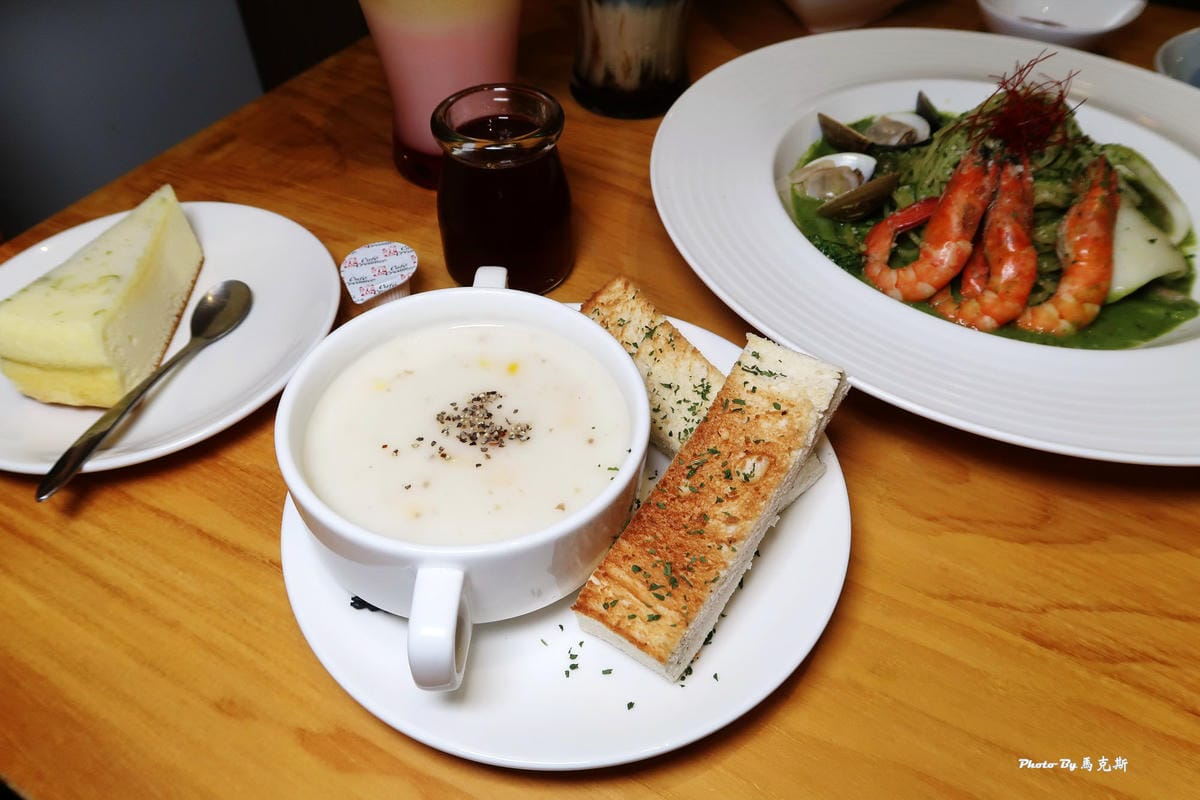 /tmp/php76jOCk /tmp/php76jOCk