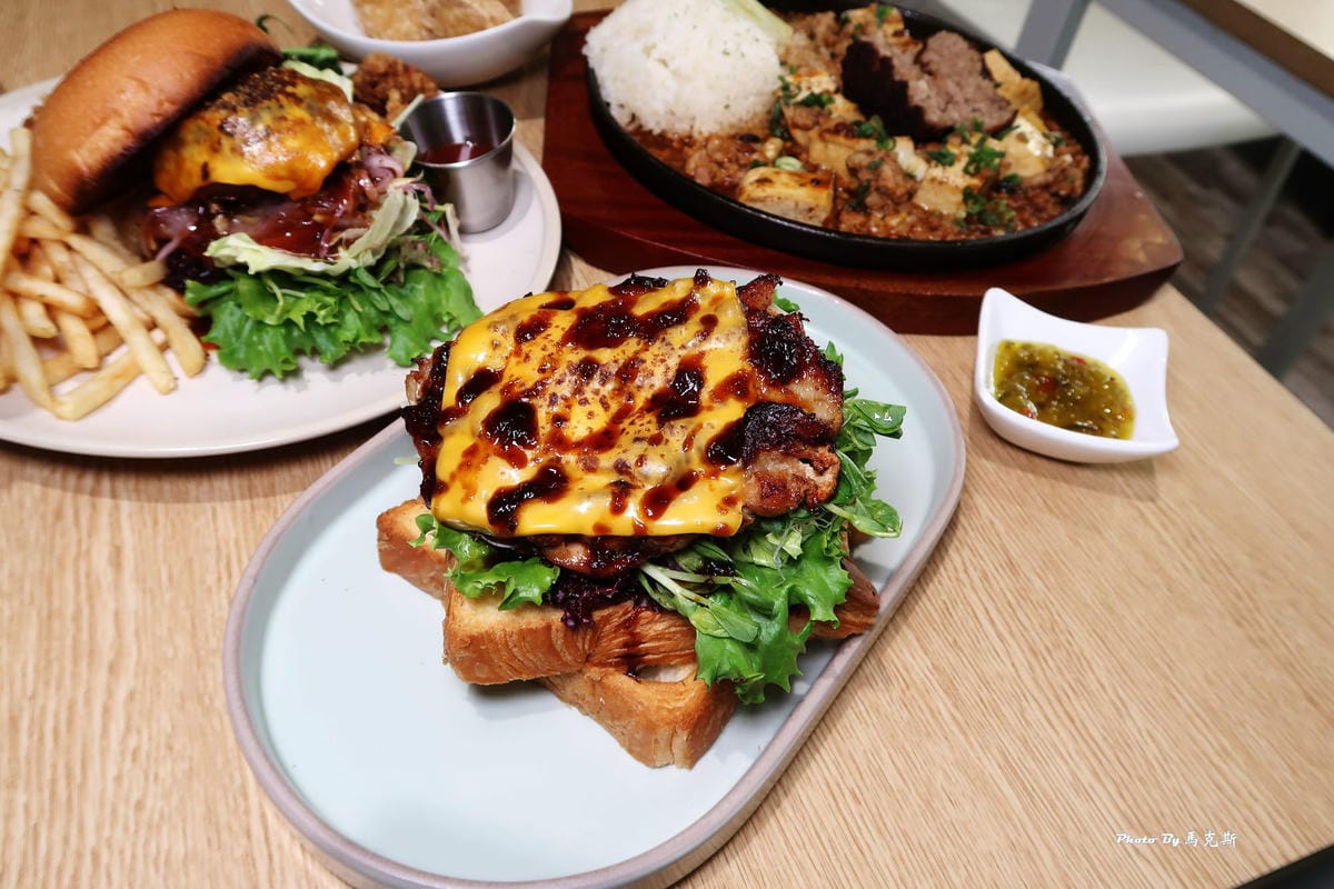 /tmp/phpyQaSYN /tmp/phpyQaSYN