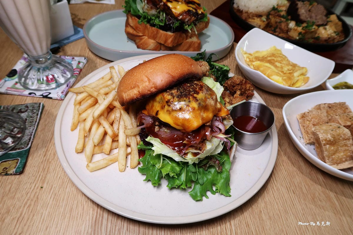 /tmp/phptxOx0V /tmp/phptxOx0V