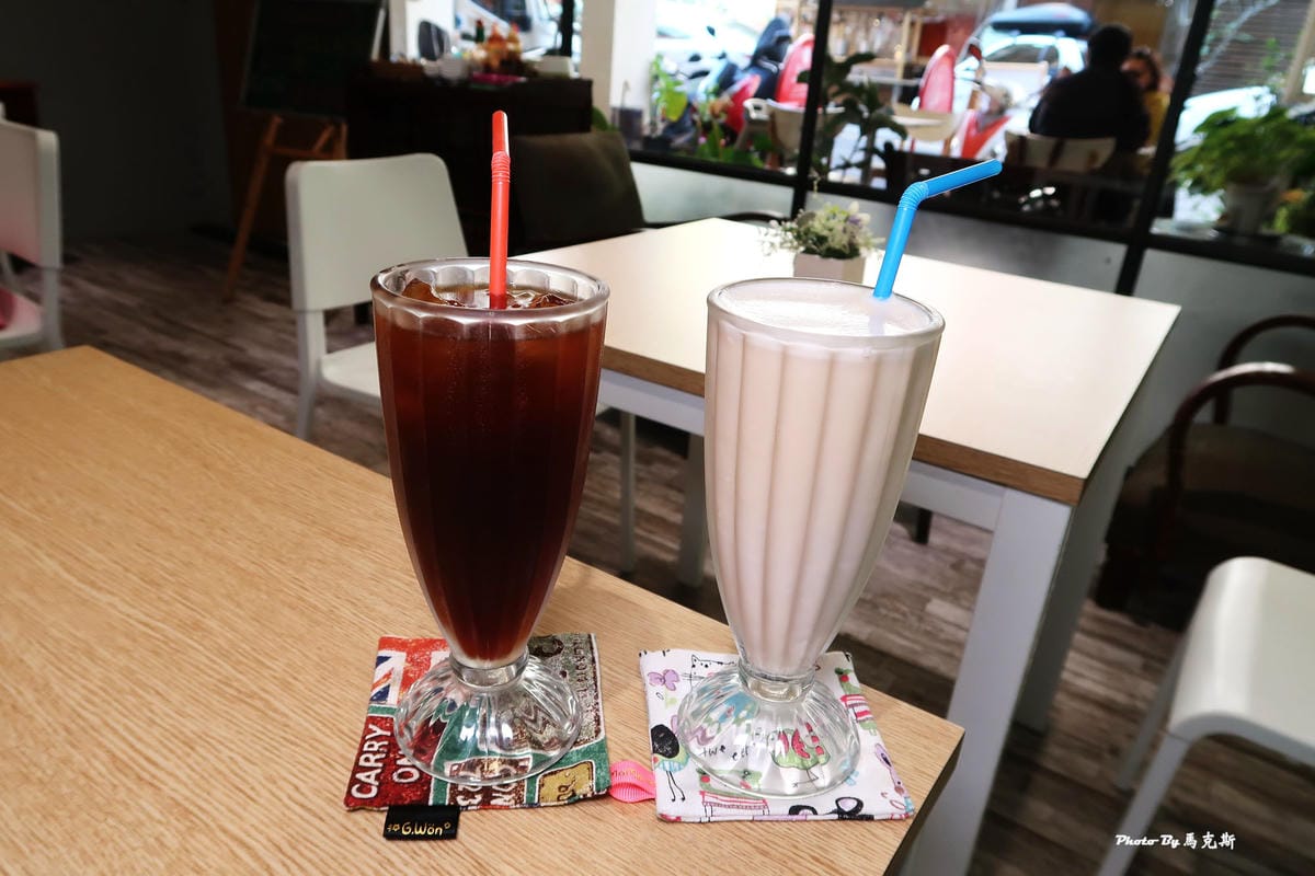 /tmp/phpT3qsjb /tmp/phpT3qsjb