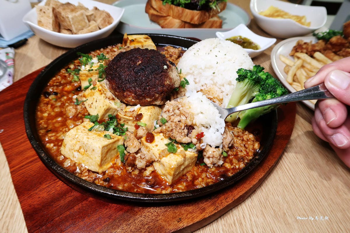 /tmp/phpfC6cbD /tmp/phpfC6cbD