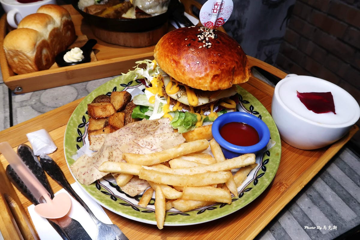 /tmp/phpRXiCW5 /tmp/phpRXiCW5