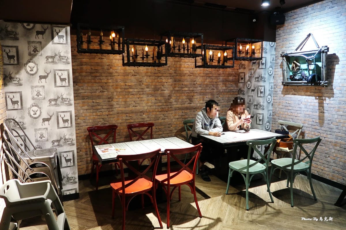 /tmp/phpbAOCIp /tmp/phpbAOCIp