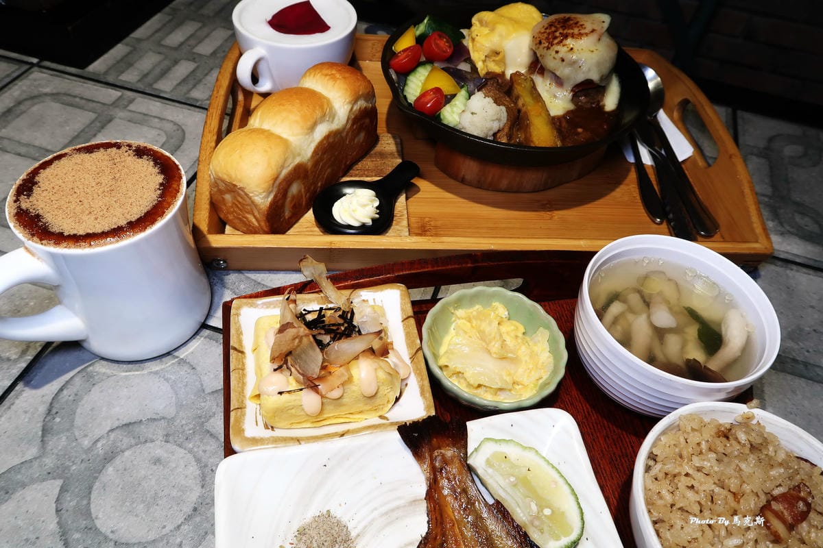 /tmp/phpWWHD5N /tmp/phpWWHD5N